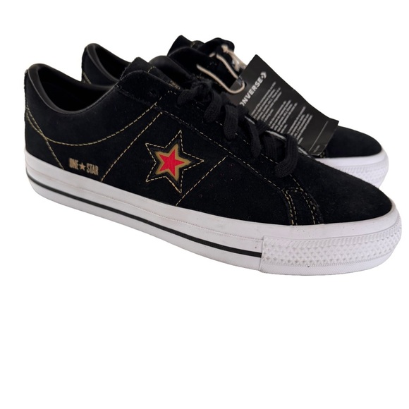 CONVERSE CONS One Star Unisex Black Suede Red Star Sz Women’s 7.5 Men’s 6 NEW - Picture 1 of 14